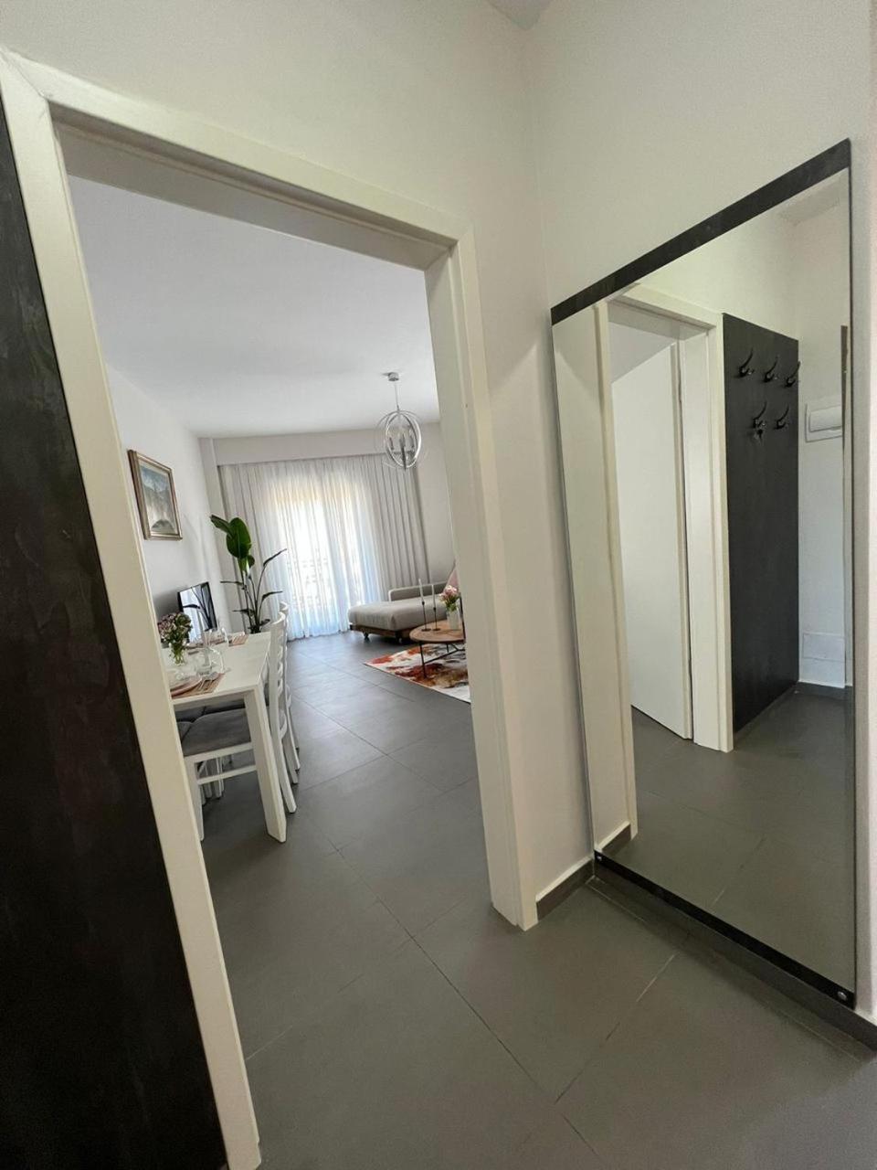 Mozart House - Spacious Luxury Apartment - Heart of the City