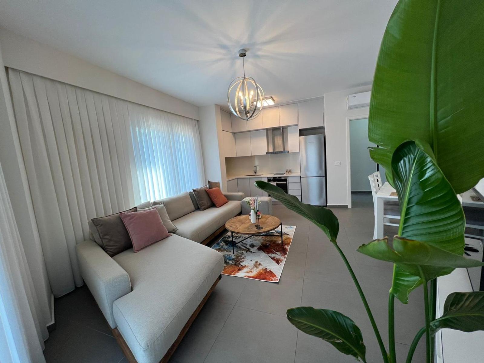 Mozart House - Spacious Luxury Apartment - Heart of the City