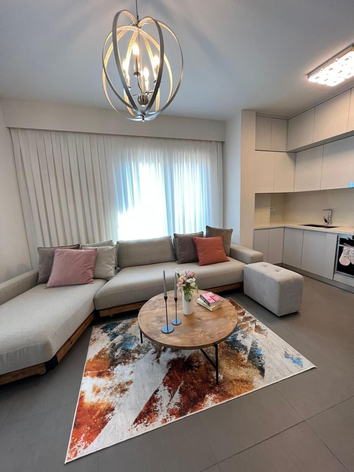 Mozart House - Spacious Luxury Apartment - Heart of the City
