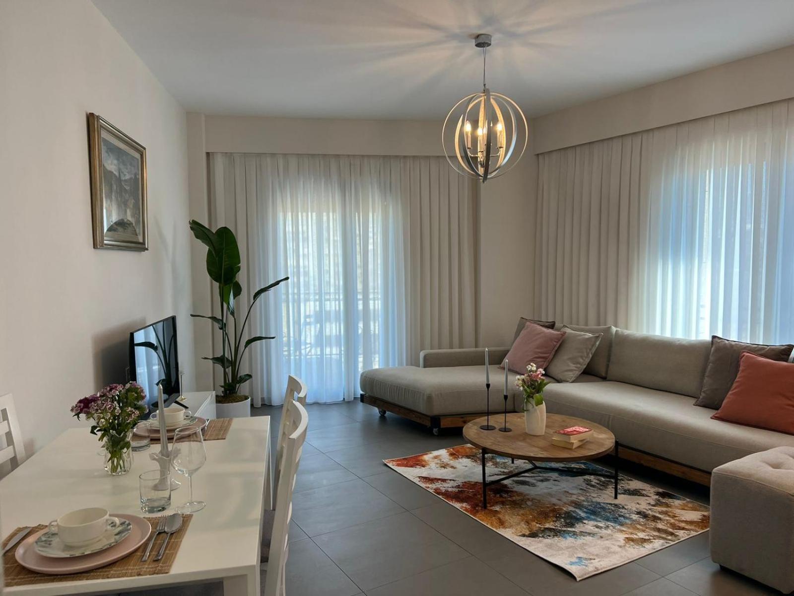 Mozart House - Spacious Luxury Apartment - Heart of the City