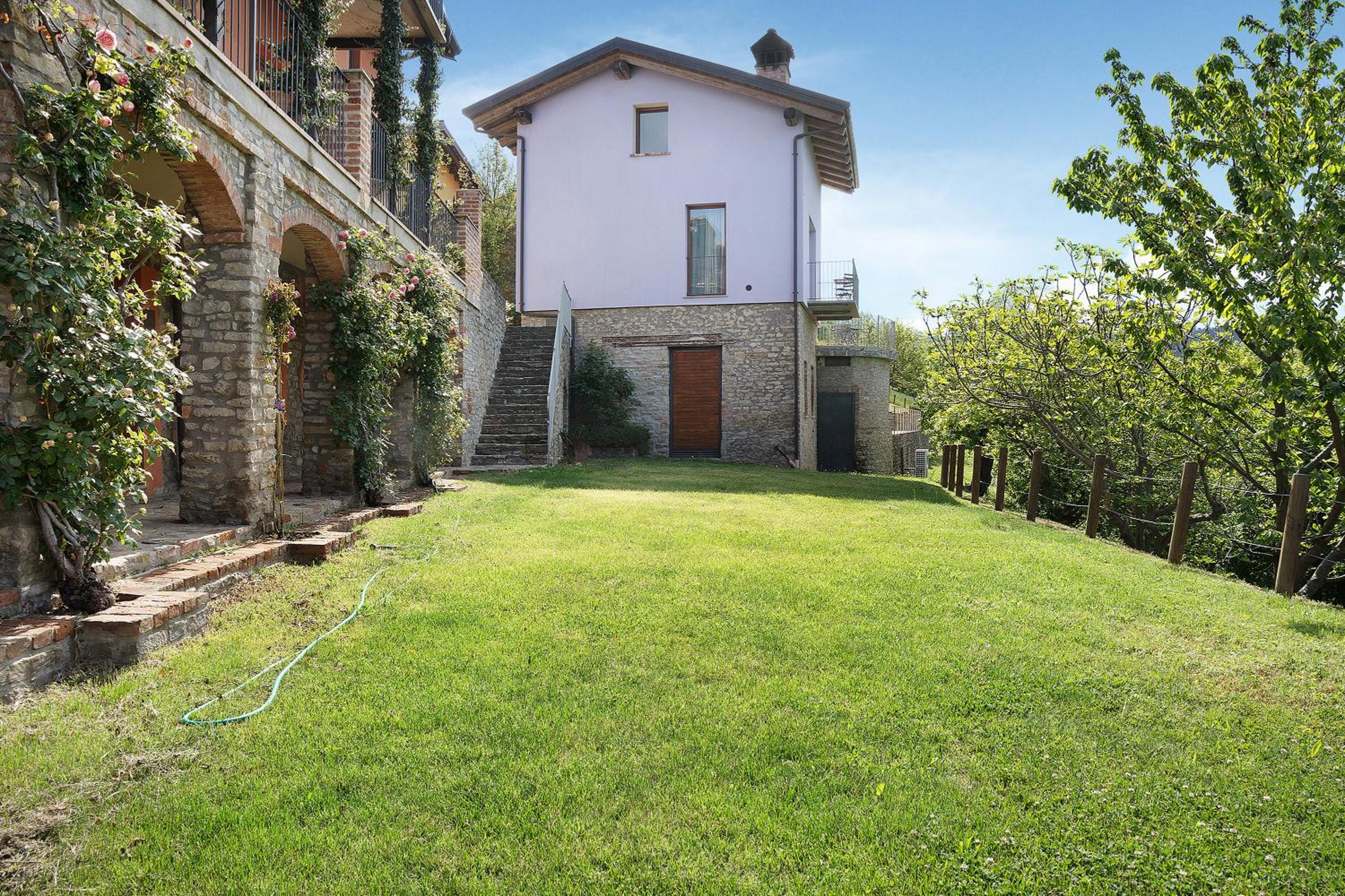 La Corte di Langa Alloggio Topazio photo 5