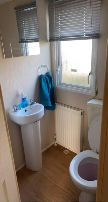 Whitley Bay Vacations - Whitley bay caravan retreat - Property Image 18