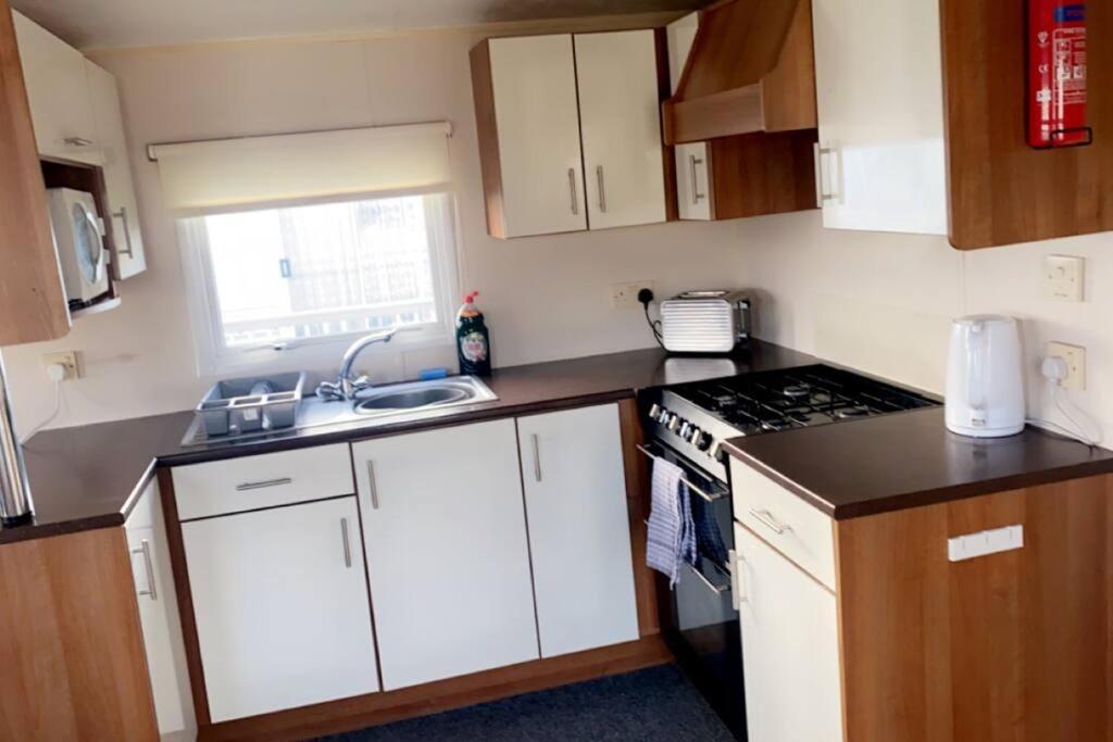 Whitley Bay Vacations - Whitley bay caravan retreat - Property Image 4