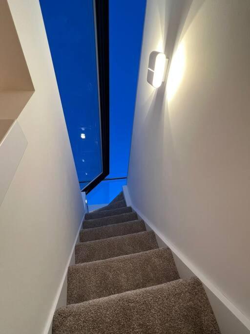 Panoramic Perfection Marble Arch 2BR Penthouse 74