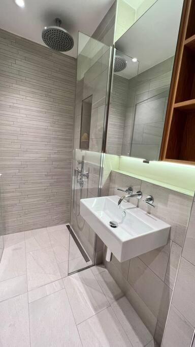 Panoramic Perfection Marble Arch 2BR Penthouse 74