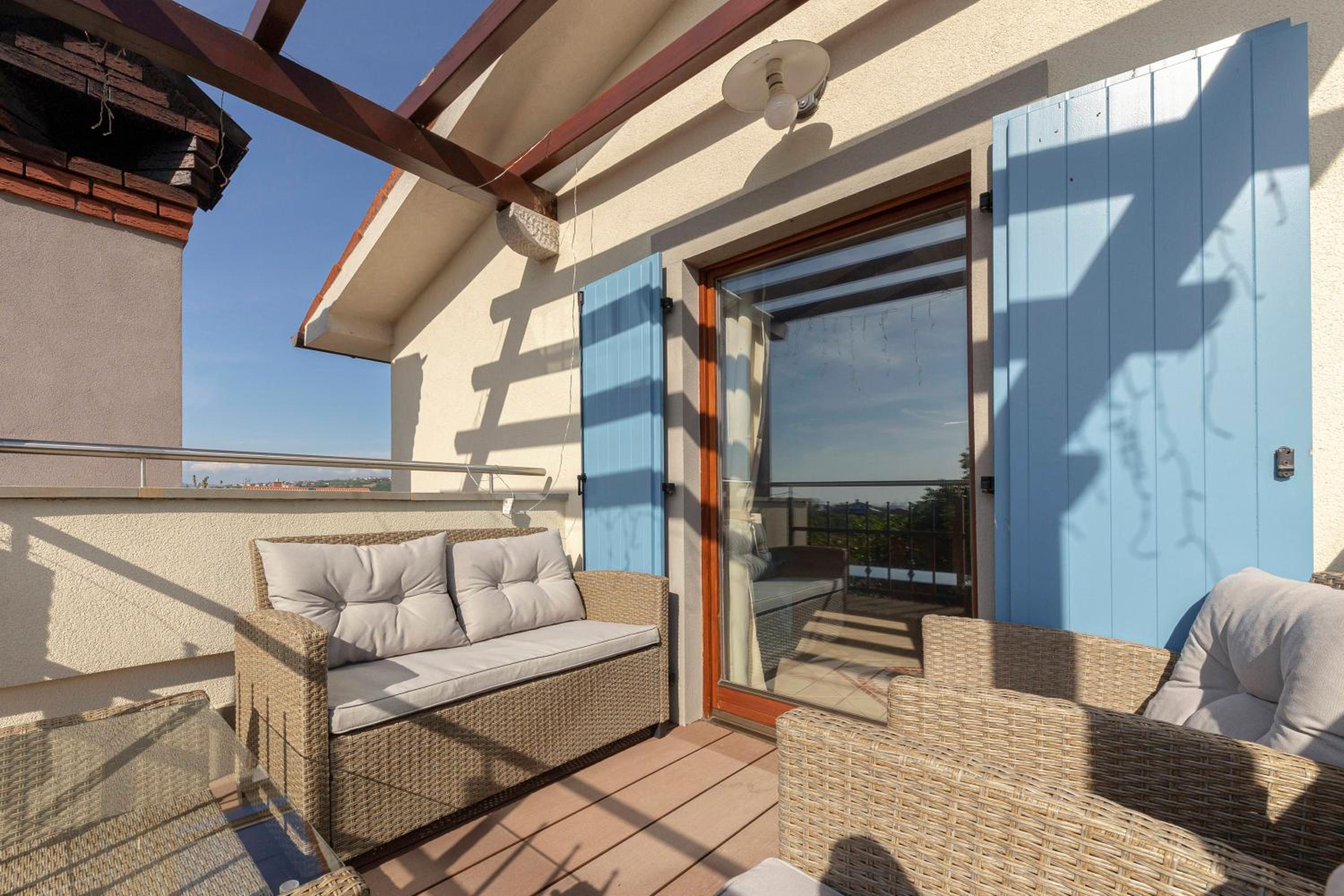 Apartma Koper view 2