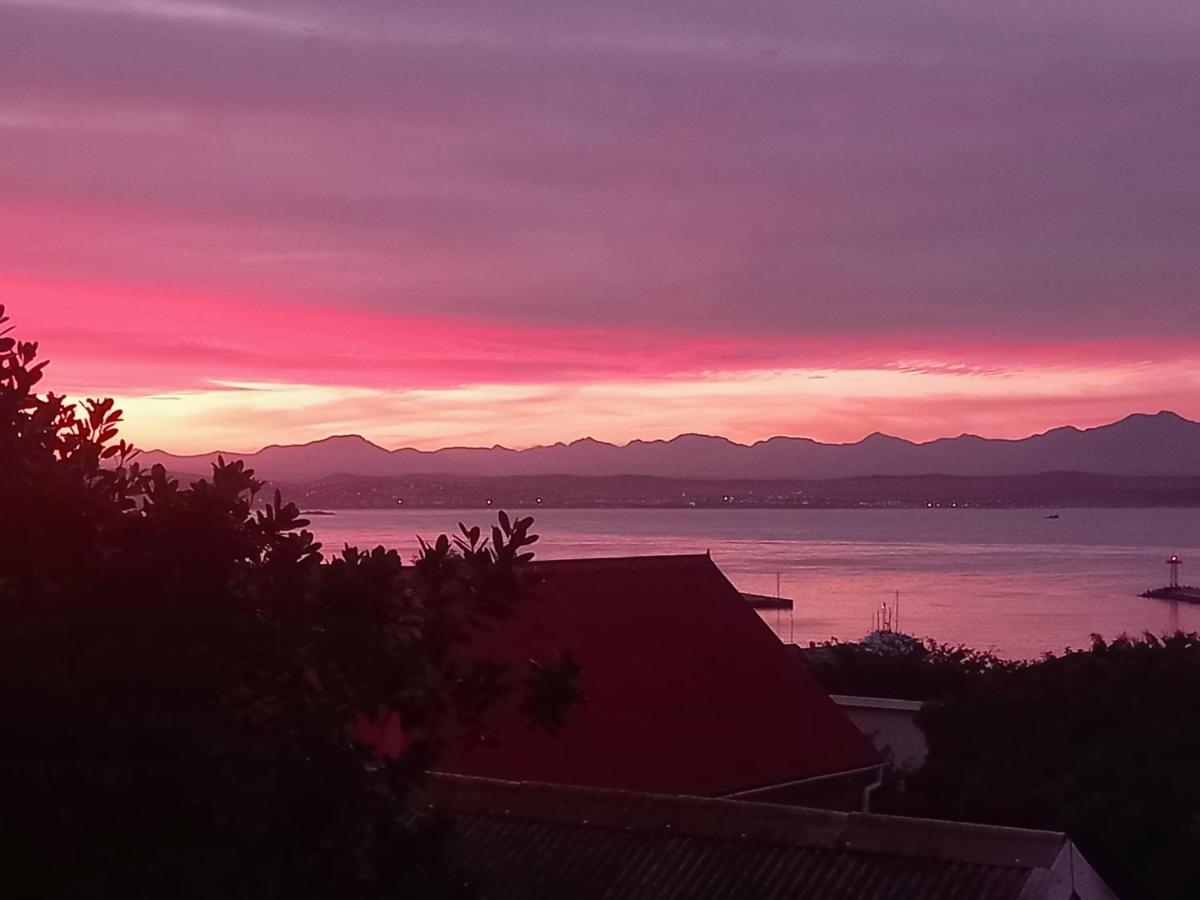 Barmarine Luxury Holiday Home view 2