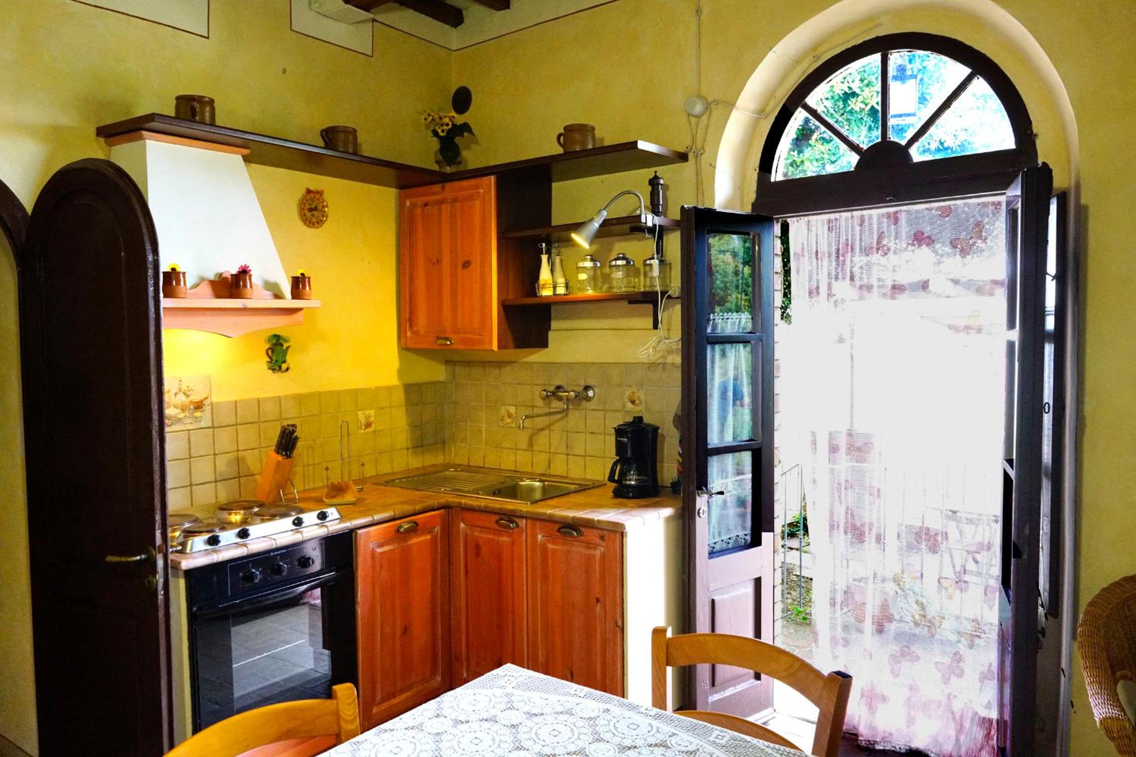 Antica Pietra holiday house with pool