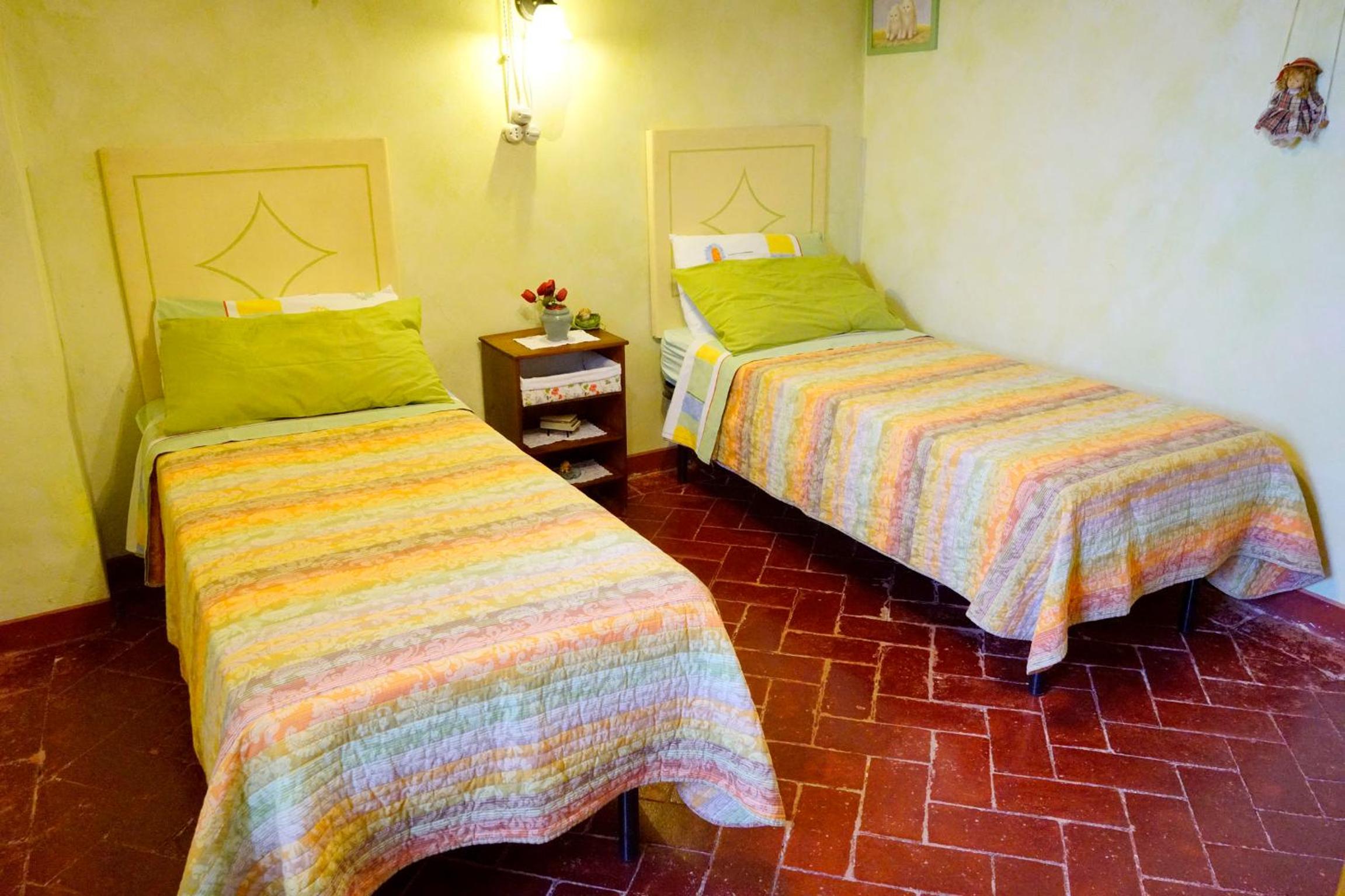 Antica Pietra holiday house with pool