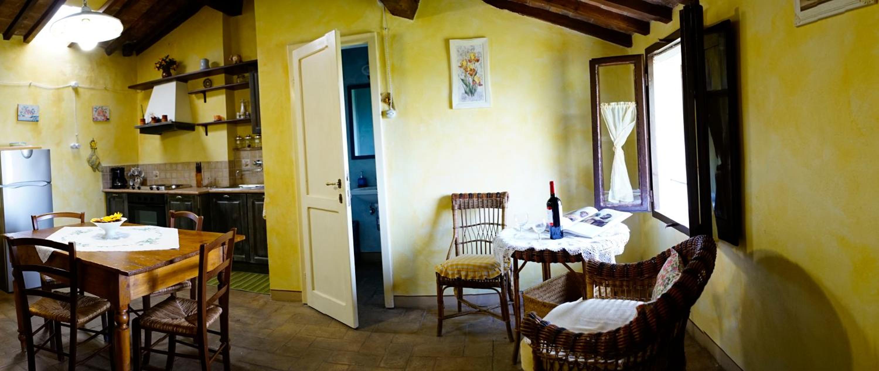 Antica Pietra holiday house with pool