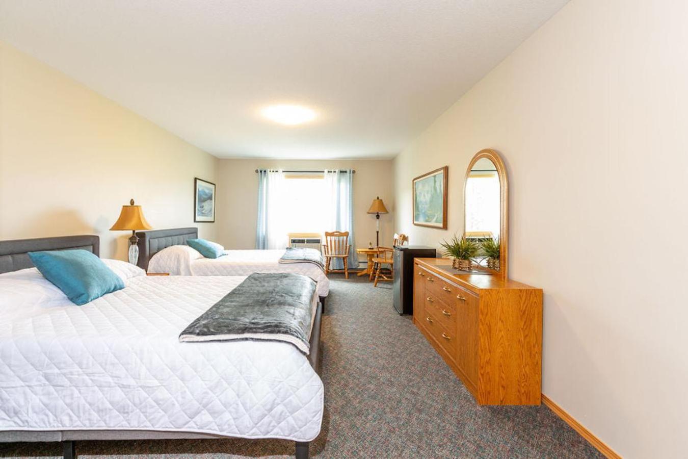 Waterton Country Villas