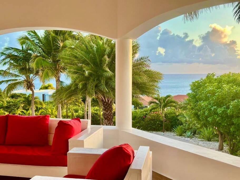 VillaDelSol-Ocean Front Resort-Pool-up to 8 Guests-Walk to the Beach