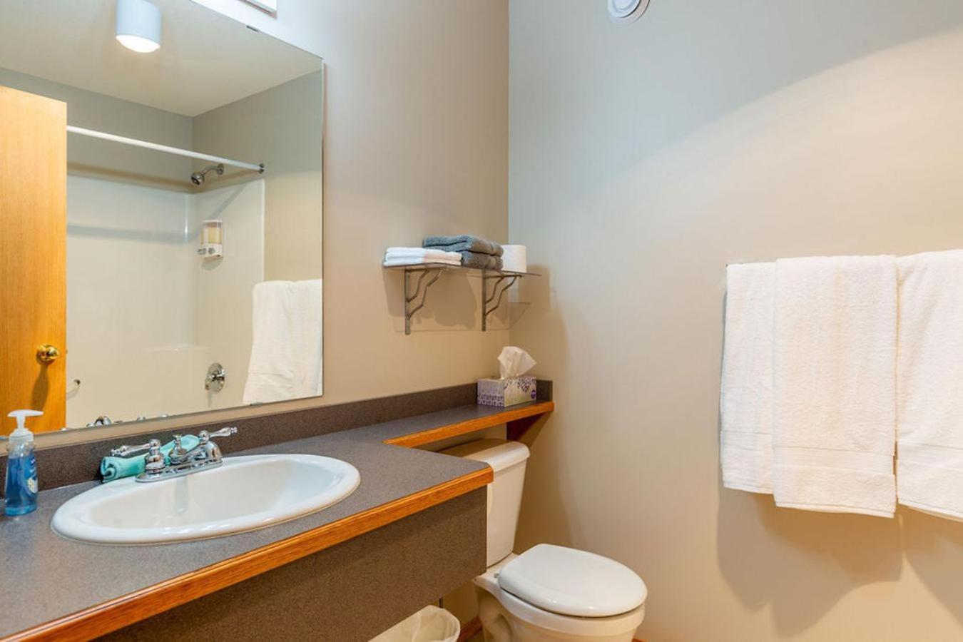 Waterton Country Villas