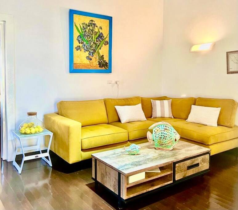 VillaDelSol-Ocean Front Resort-Pool-up to 8 Guests-Walk to the Beach
