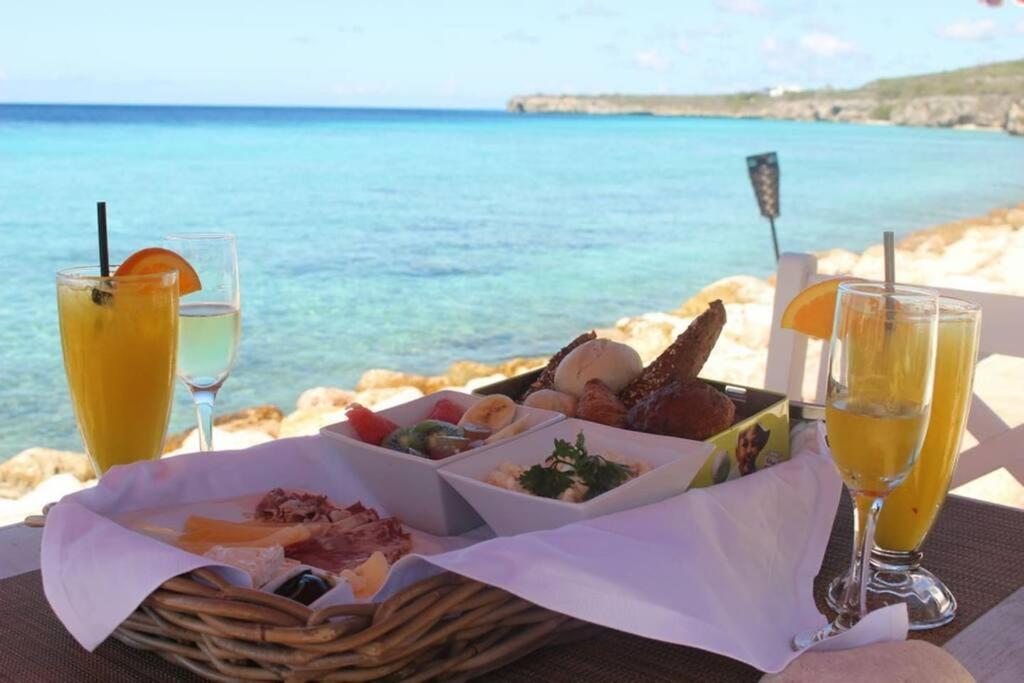 VillaDelSol-Ocean Front Resort-Pool-up to 8 Guests-Walk to the Beach