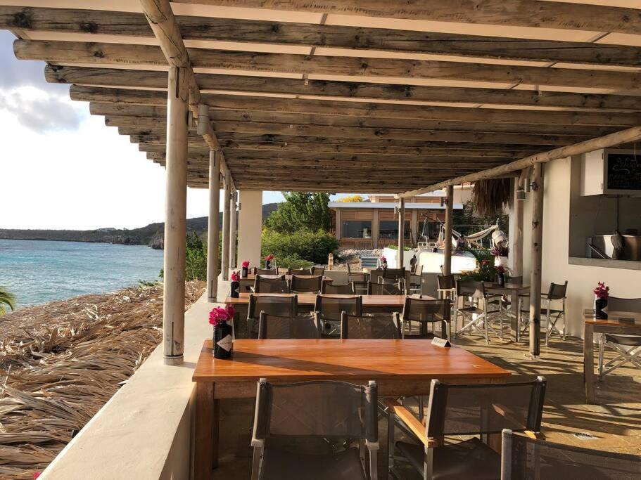VillaDelSol-Ocean Front Resort-Pool-up to 8 Guests-Walk to the Beach