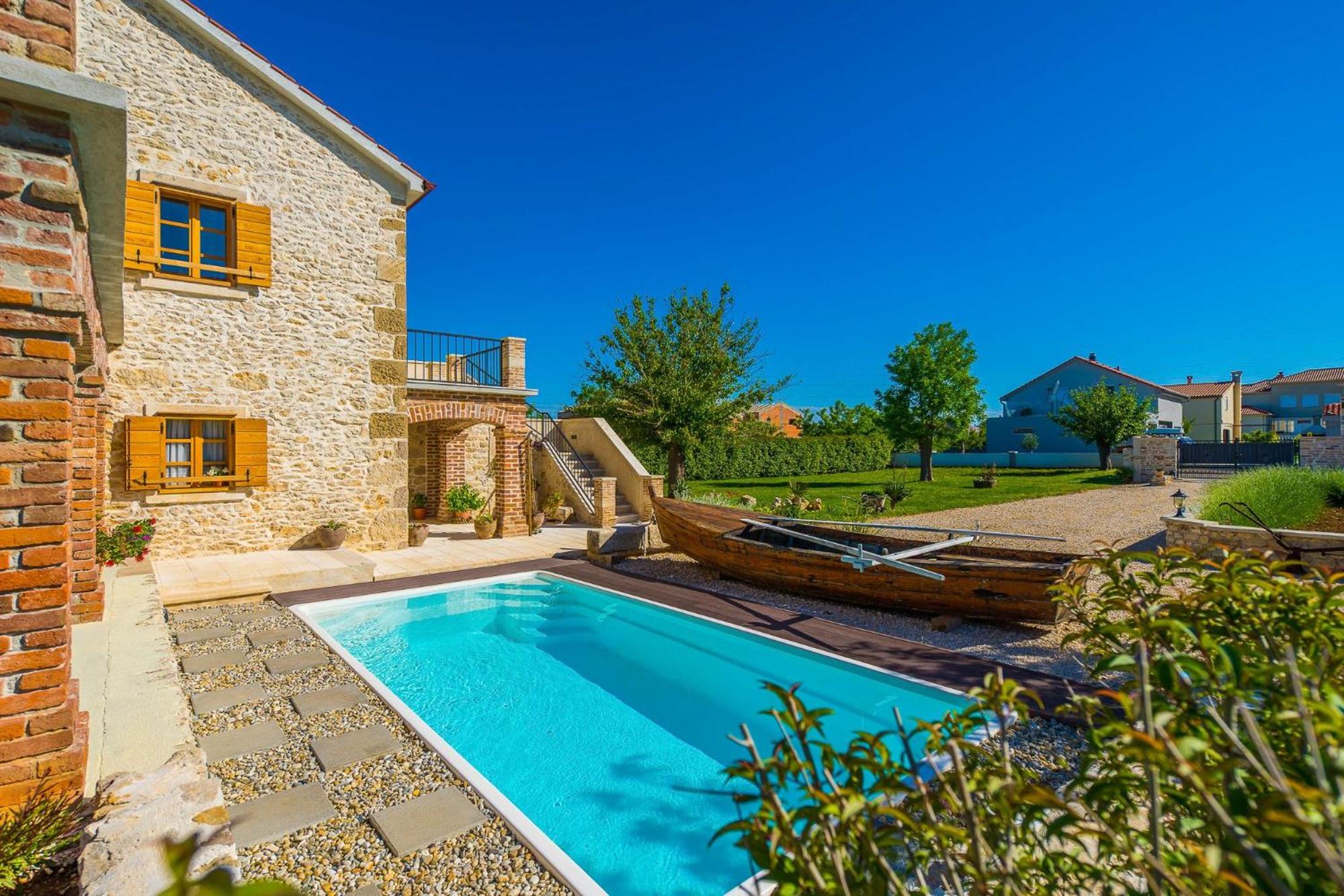 Villa Gland view 4