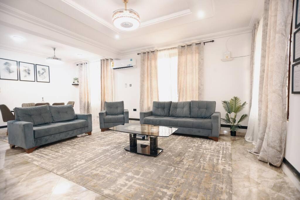 OG Residence
