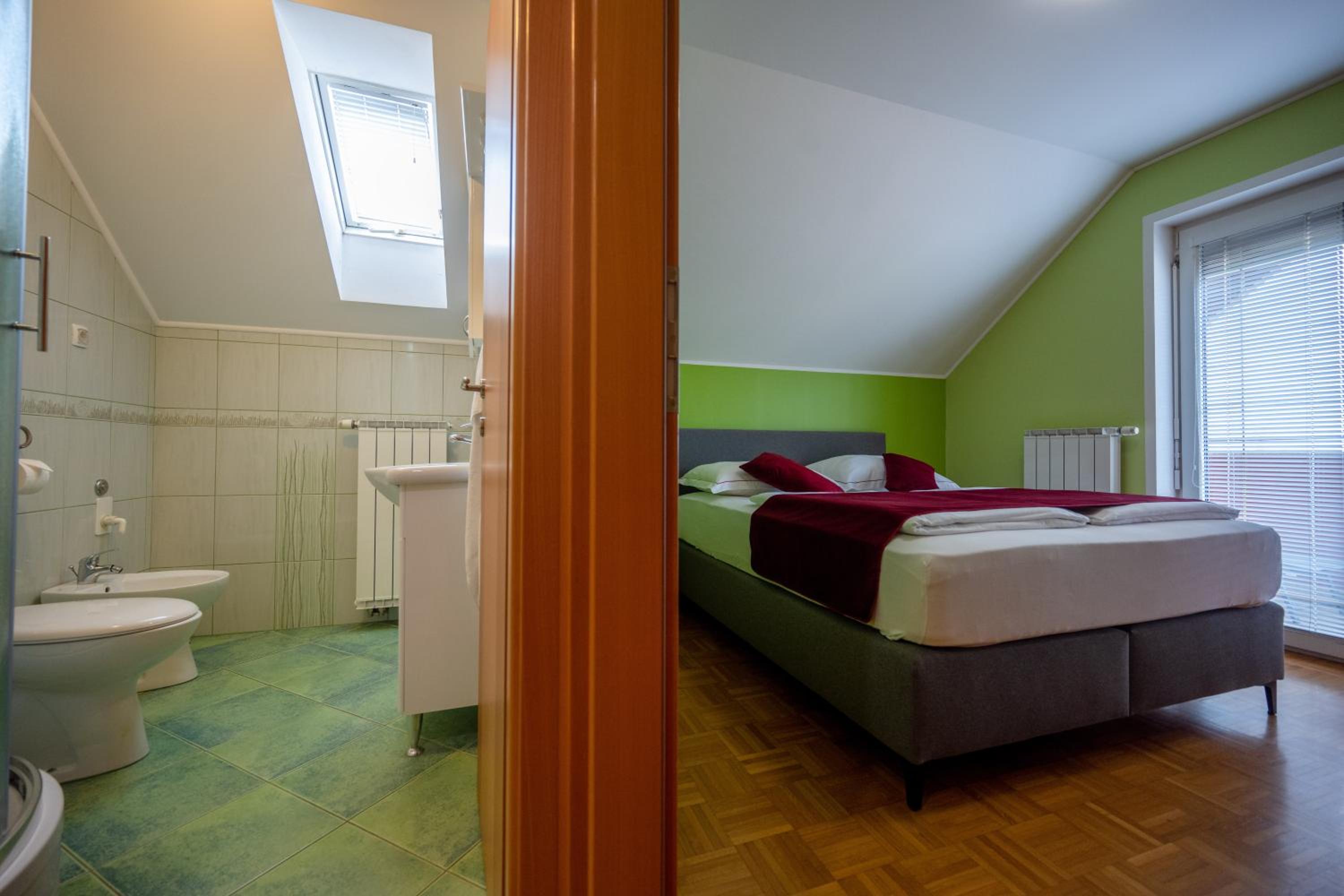 Apartment Anja view 3