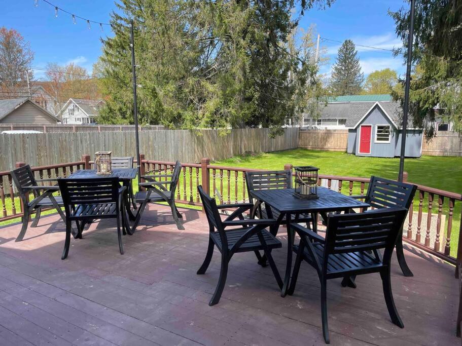 Best Village Location Firepit Games Bar Yard Outdoor Movie Theater etc view 3