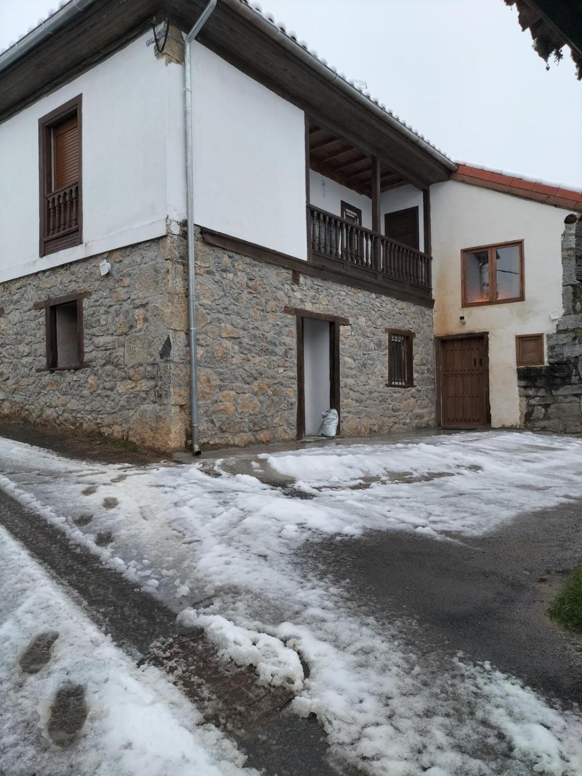 CASA SANTIBAÑEZ DE LA FUENTE