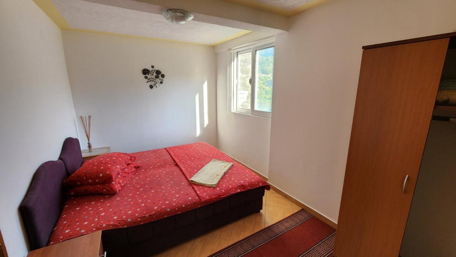 apartments Maca