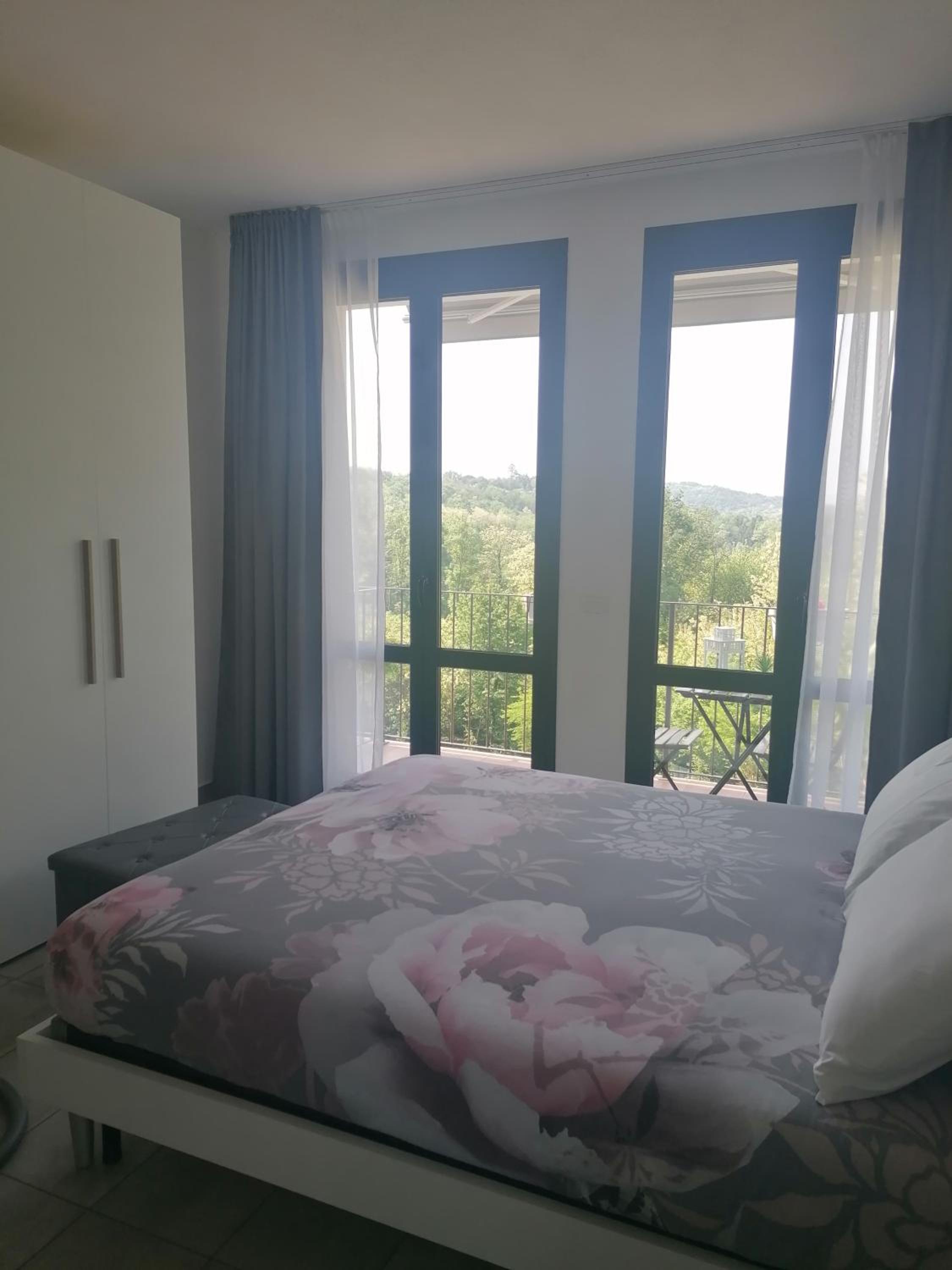 IL CILIEGIO DI ZOE view 2