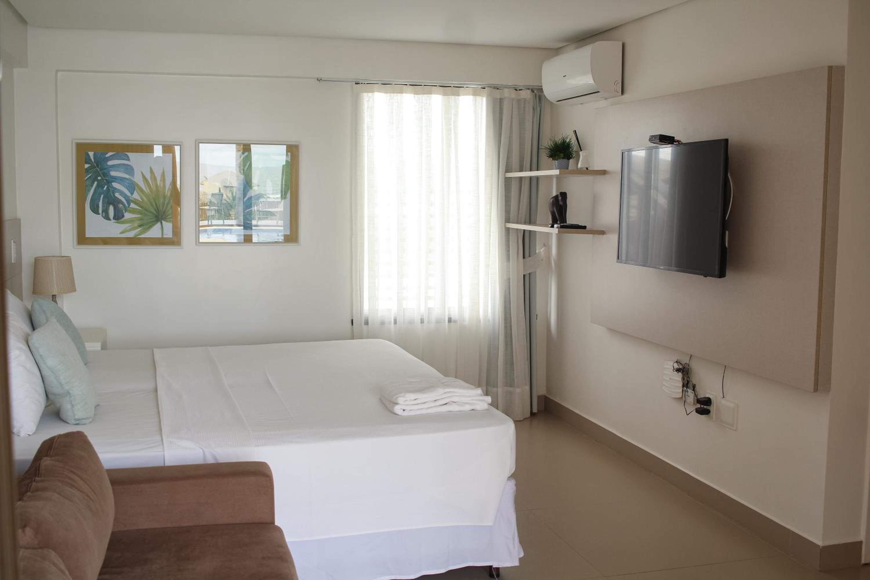 Illa Blue Village
