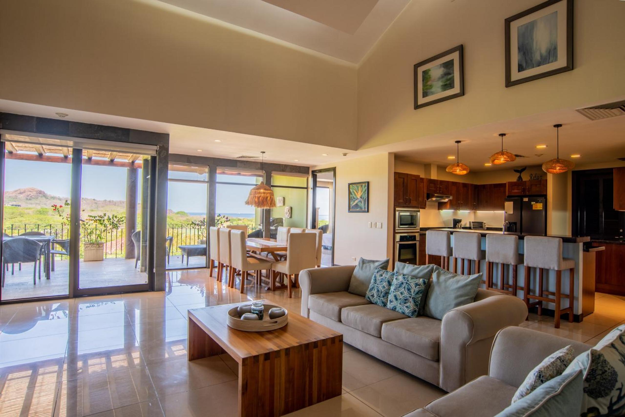 Adults Only 4BR Penthouse w Partial Ocean View, Carao Reserva Conchal