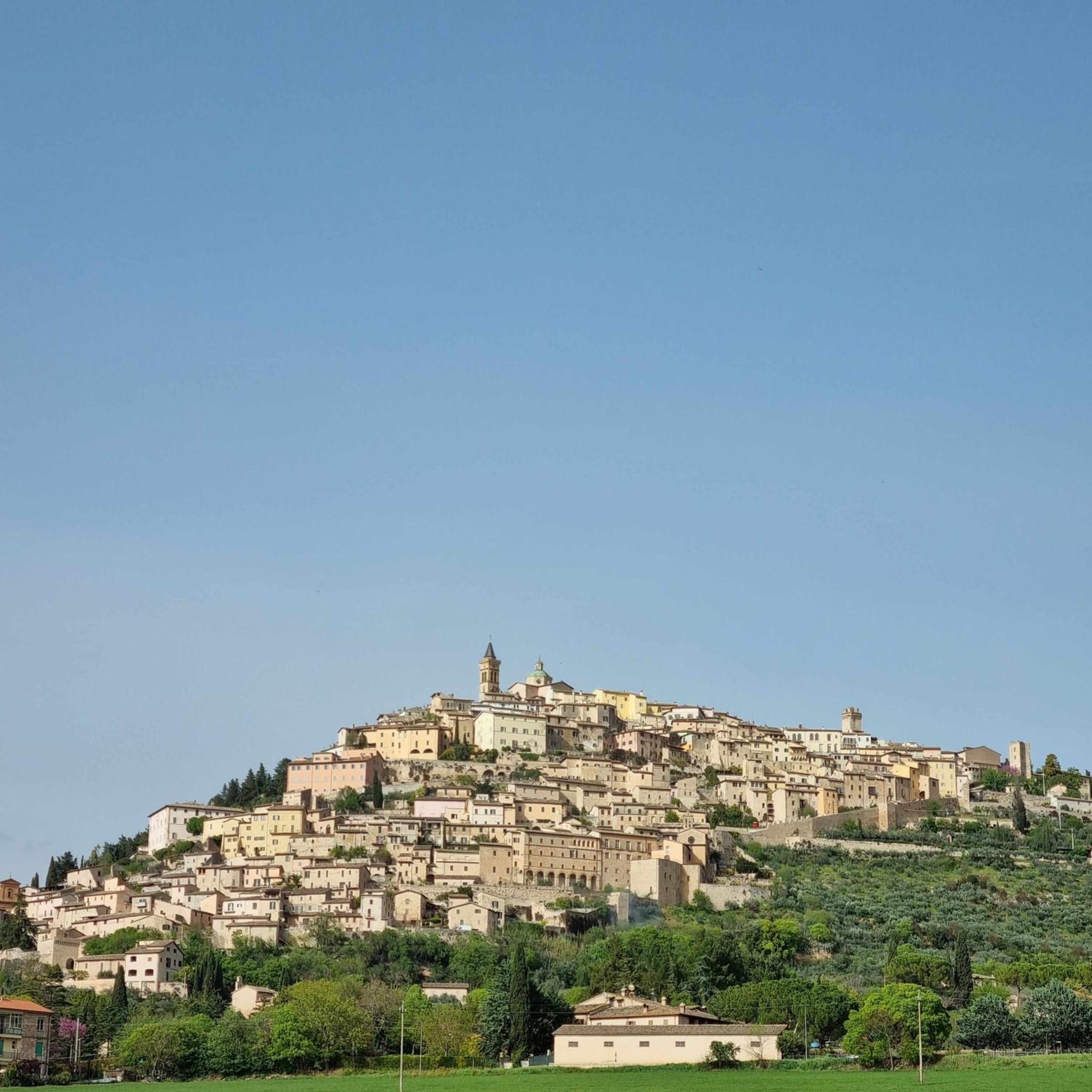 Ospitaci Casa Vacanze Trevi view 3