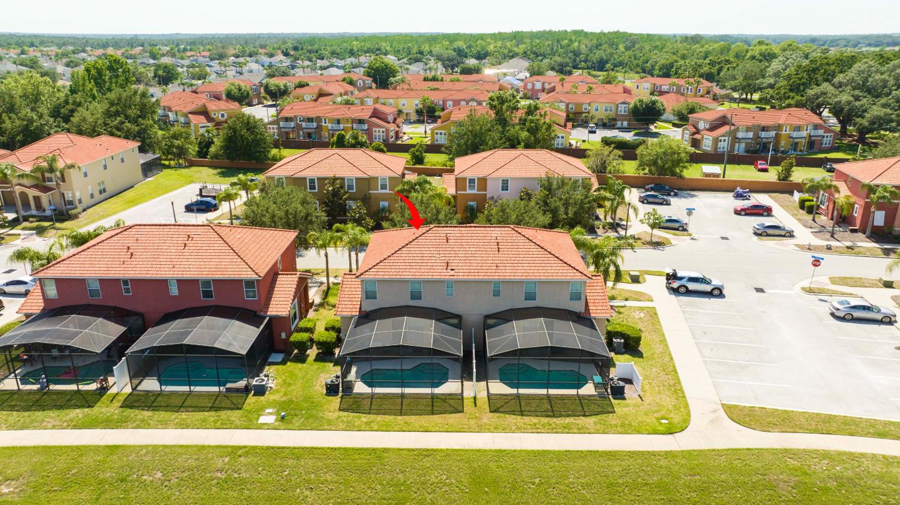 Moradda Lake View Home with a Private Pool 491