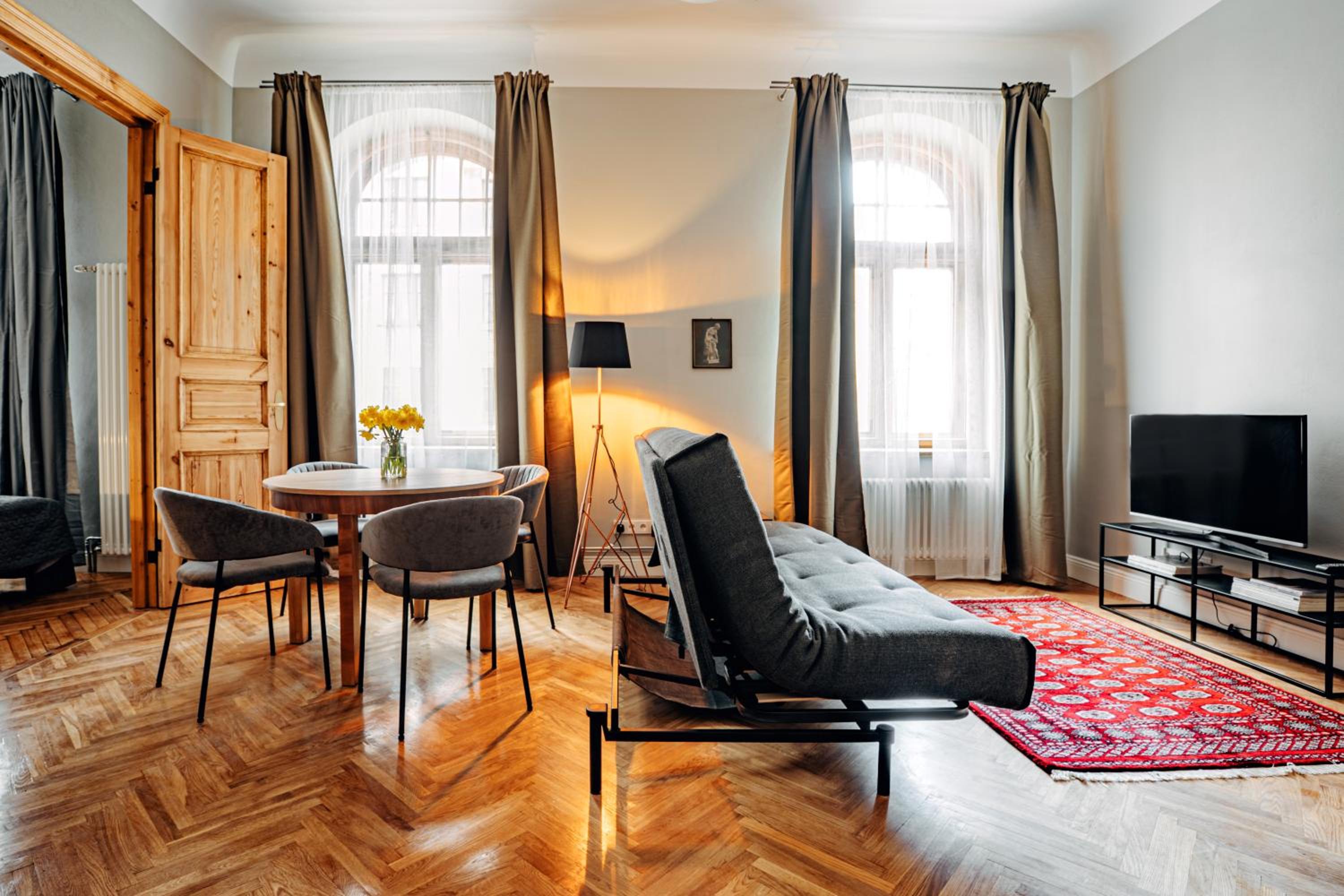 Constantine Apartments