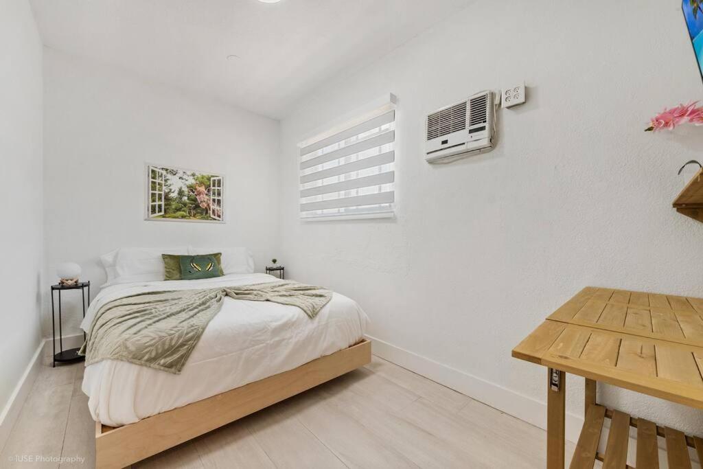 NO Perfect Location House in Miami Pool & Jacuzzi