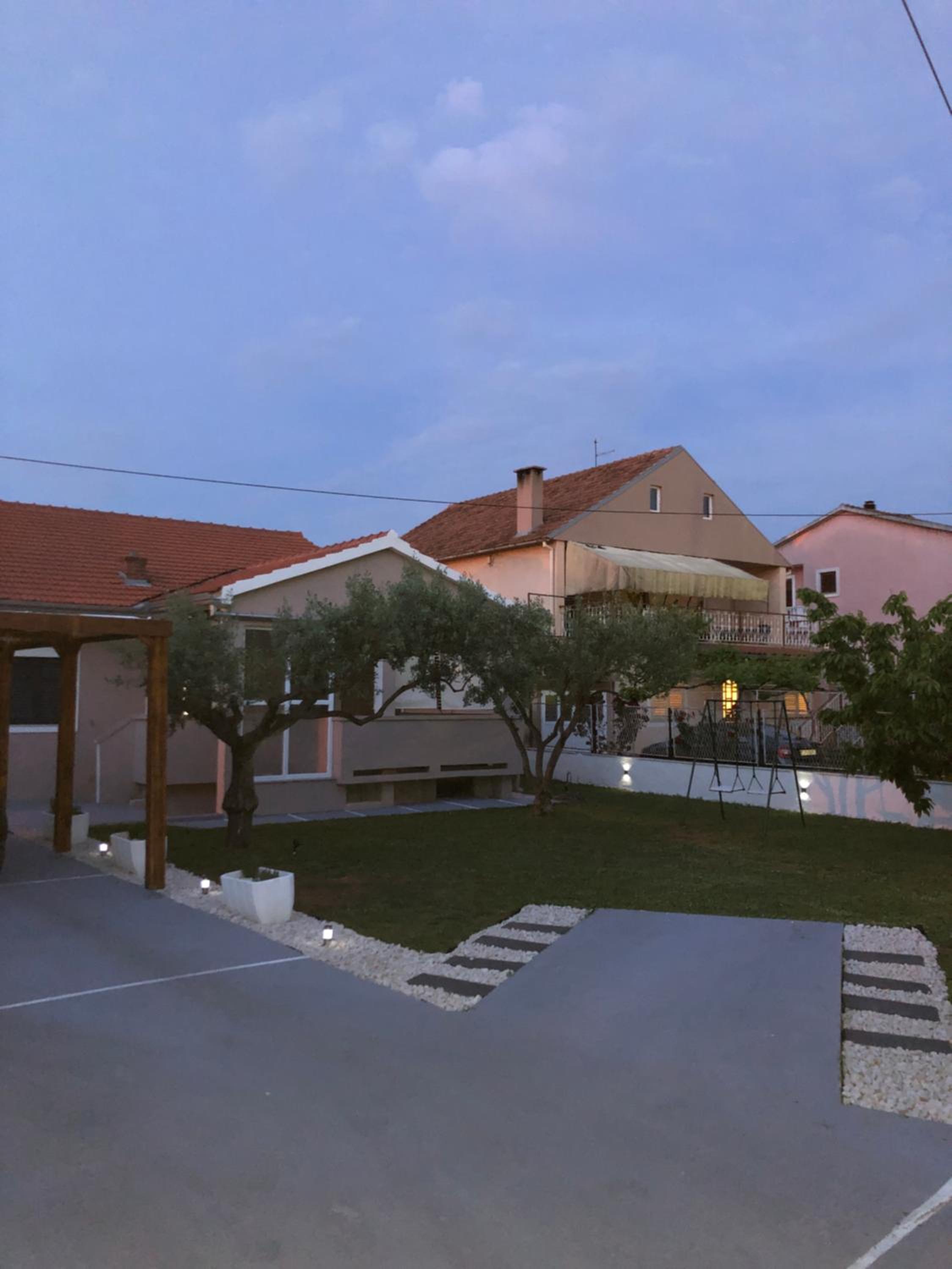 Photo 43