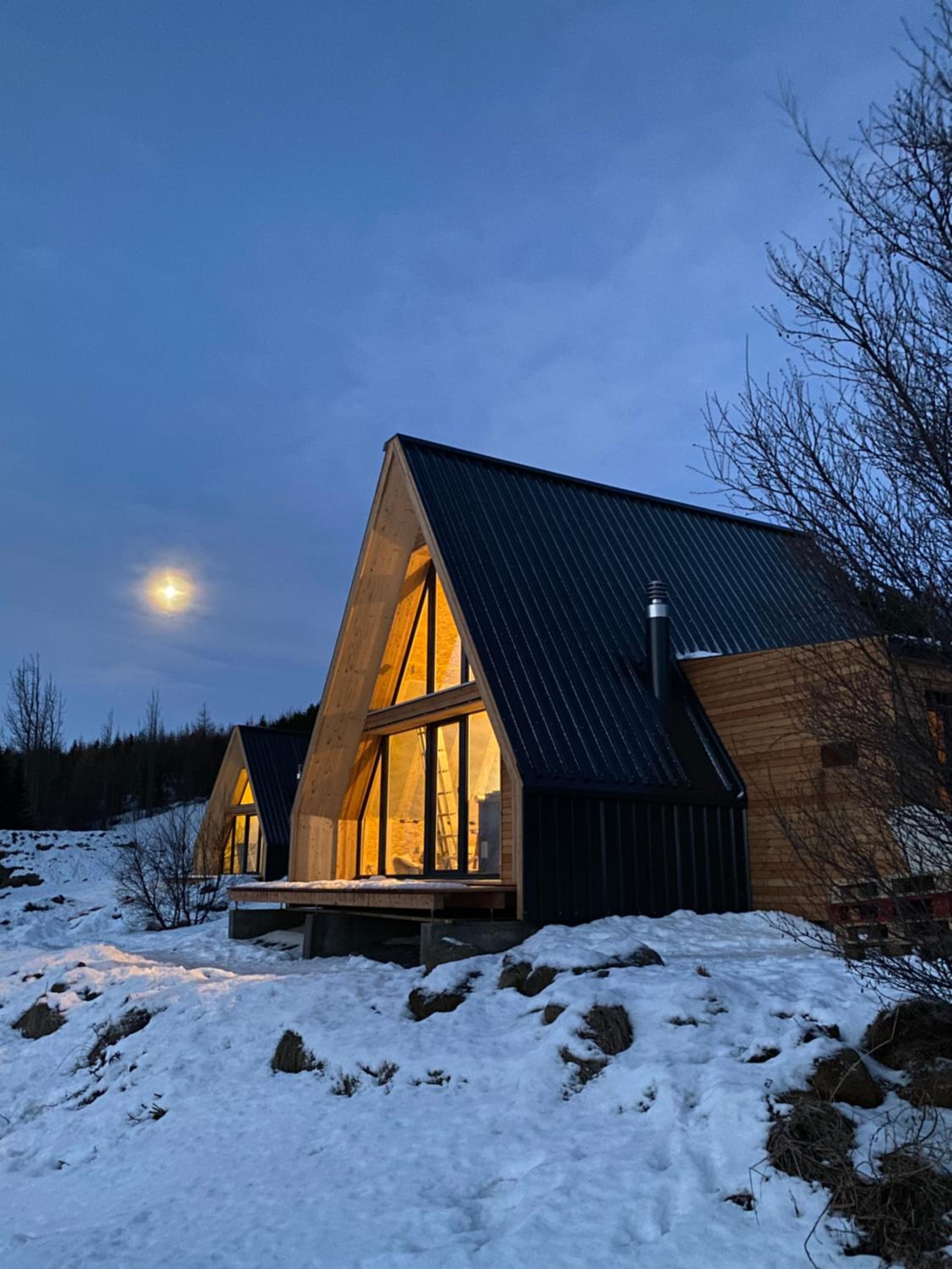 Hengifosslodge Tiny Houses view 3
