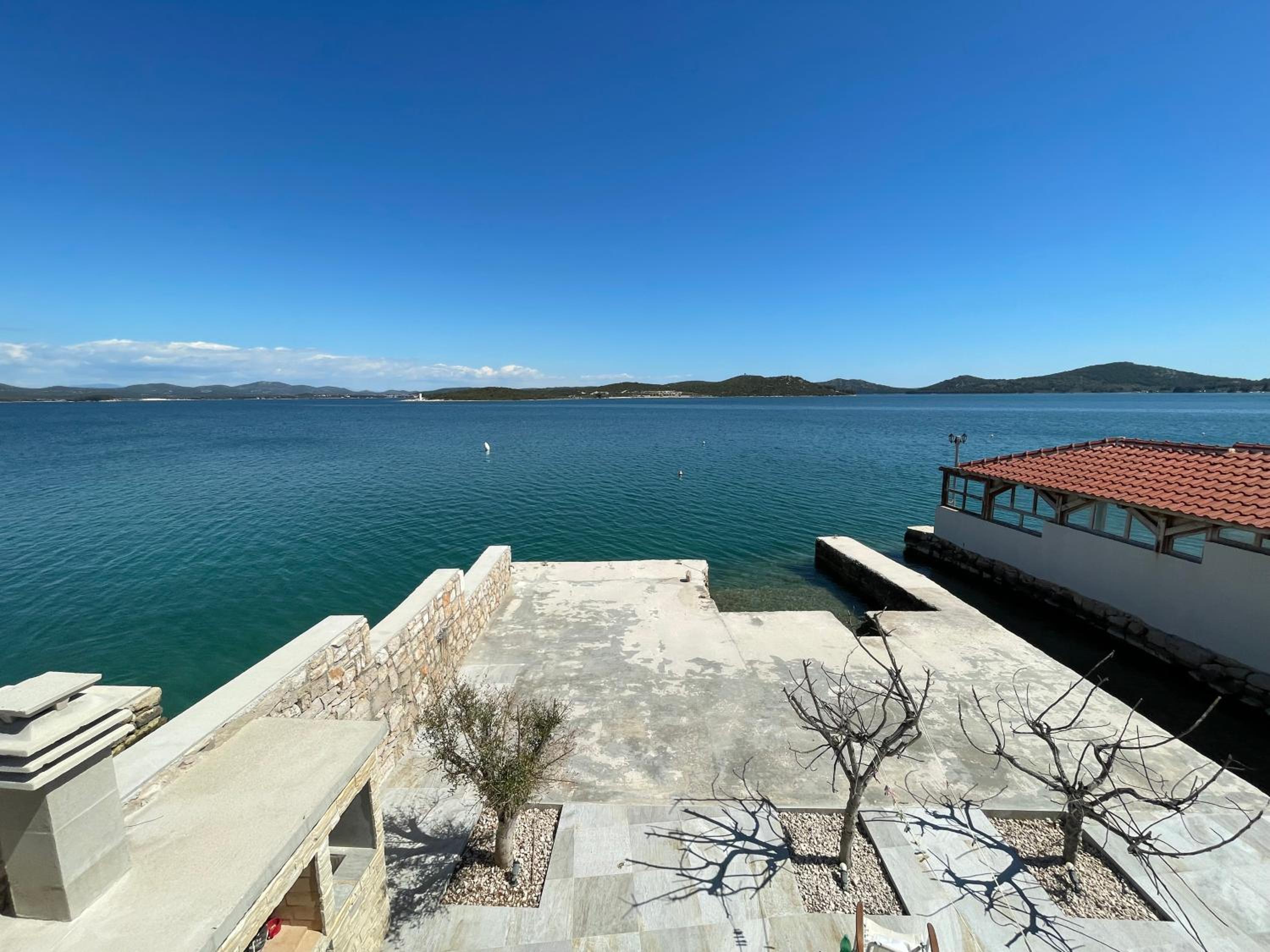 BEACHFRONT VILLA Murter en Murter