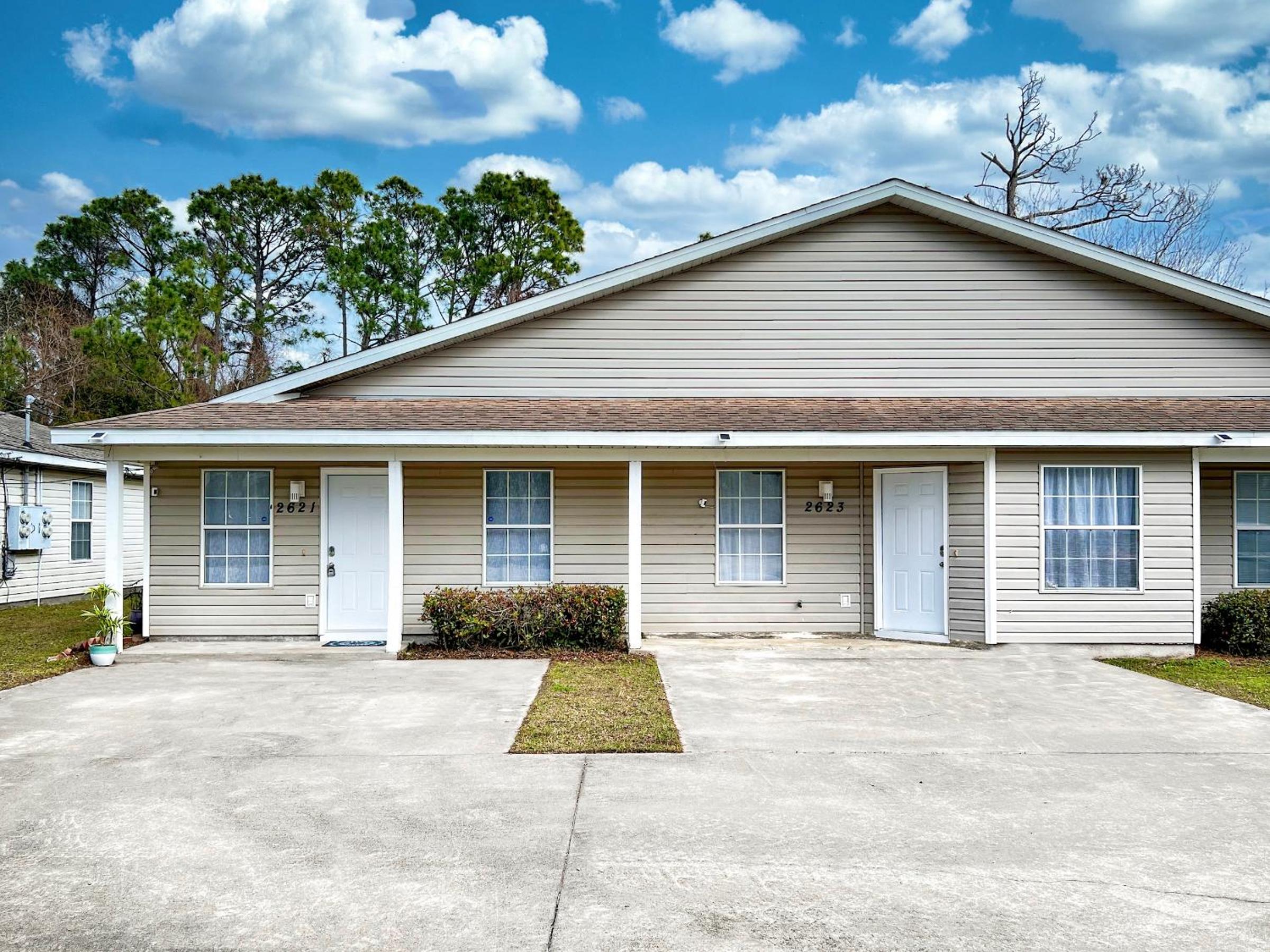 Lagoon 2623 by Nautical Properties view 3