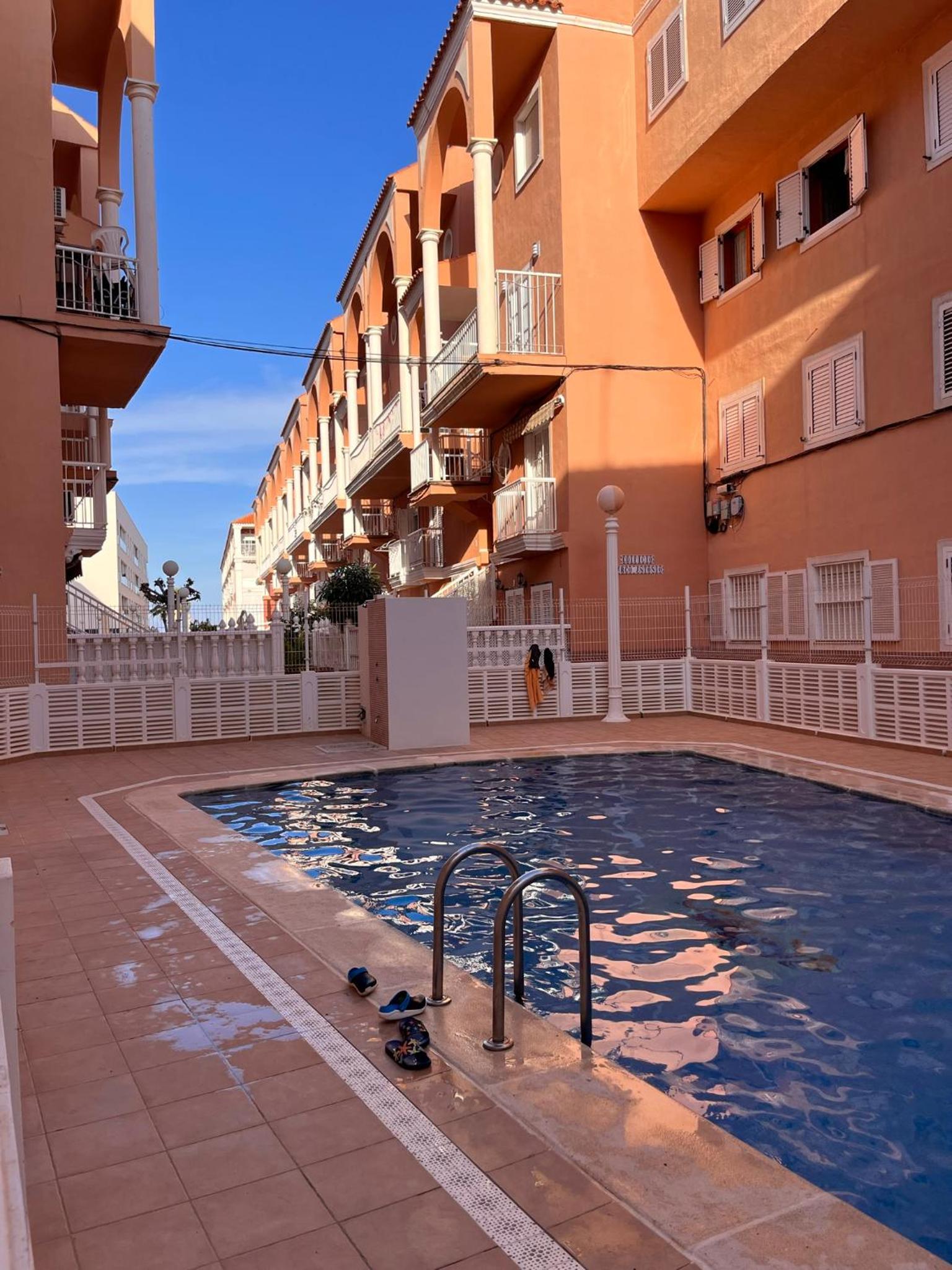 APJ Emperadores Apartment with swimming pool, 100 m from beach La Mata view 4