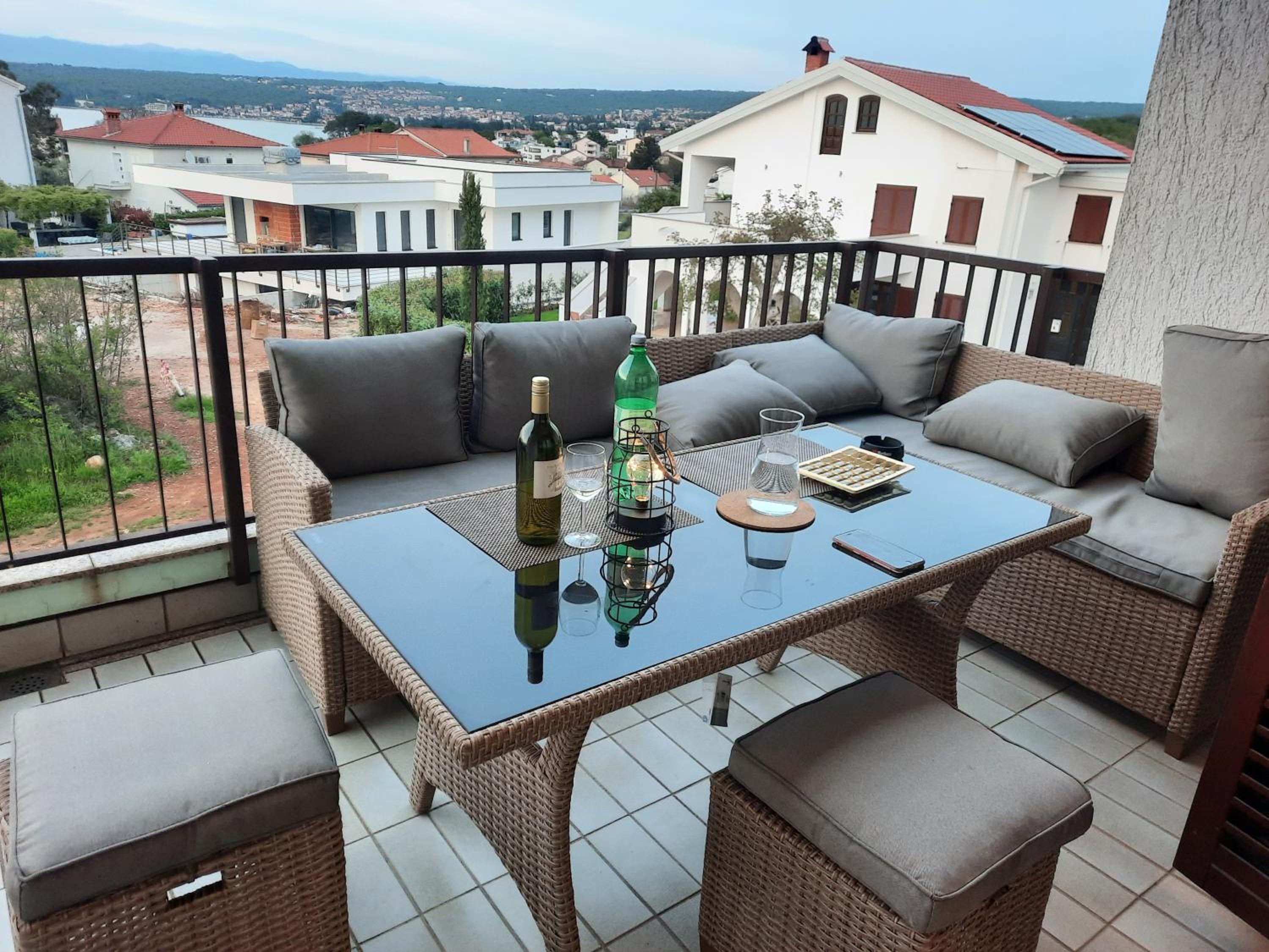 TIZA Apartments
