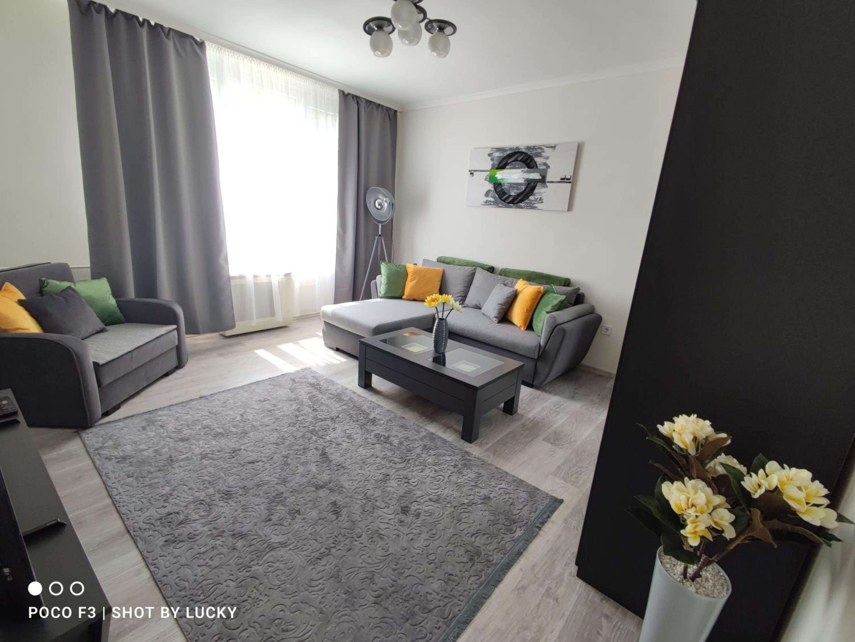 Central Greatforest Apartman