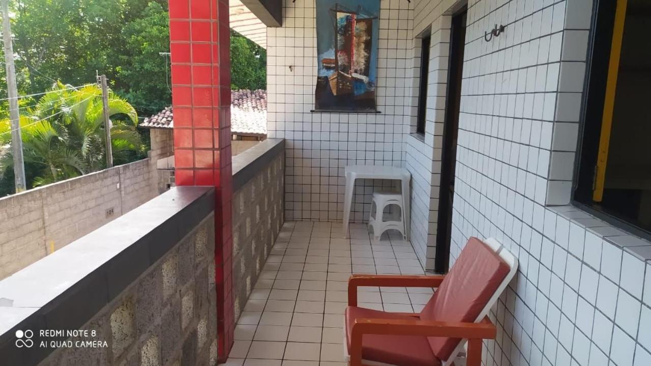FLATS na Praia do Rio Âmbar, 40 m da praia, com 60 m2, cozinha completa, 2 quartos com ar condicionado, acomoda 8 pessoas, piscinas, área de lazer, WIFI, c