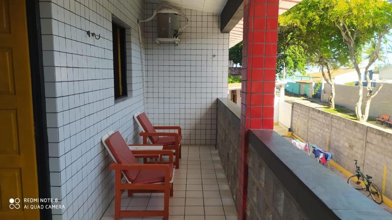 FLATS na Praia do Rio Âmbar, 40 m da praia, com 60 m2, cozinha completa, 2 quartos com ar condicionado, acomoda 8 pessoas, piscinas, área de lazer, WIFI, c
