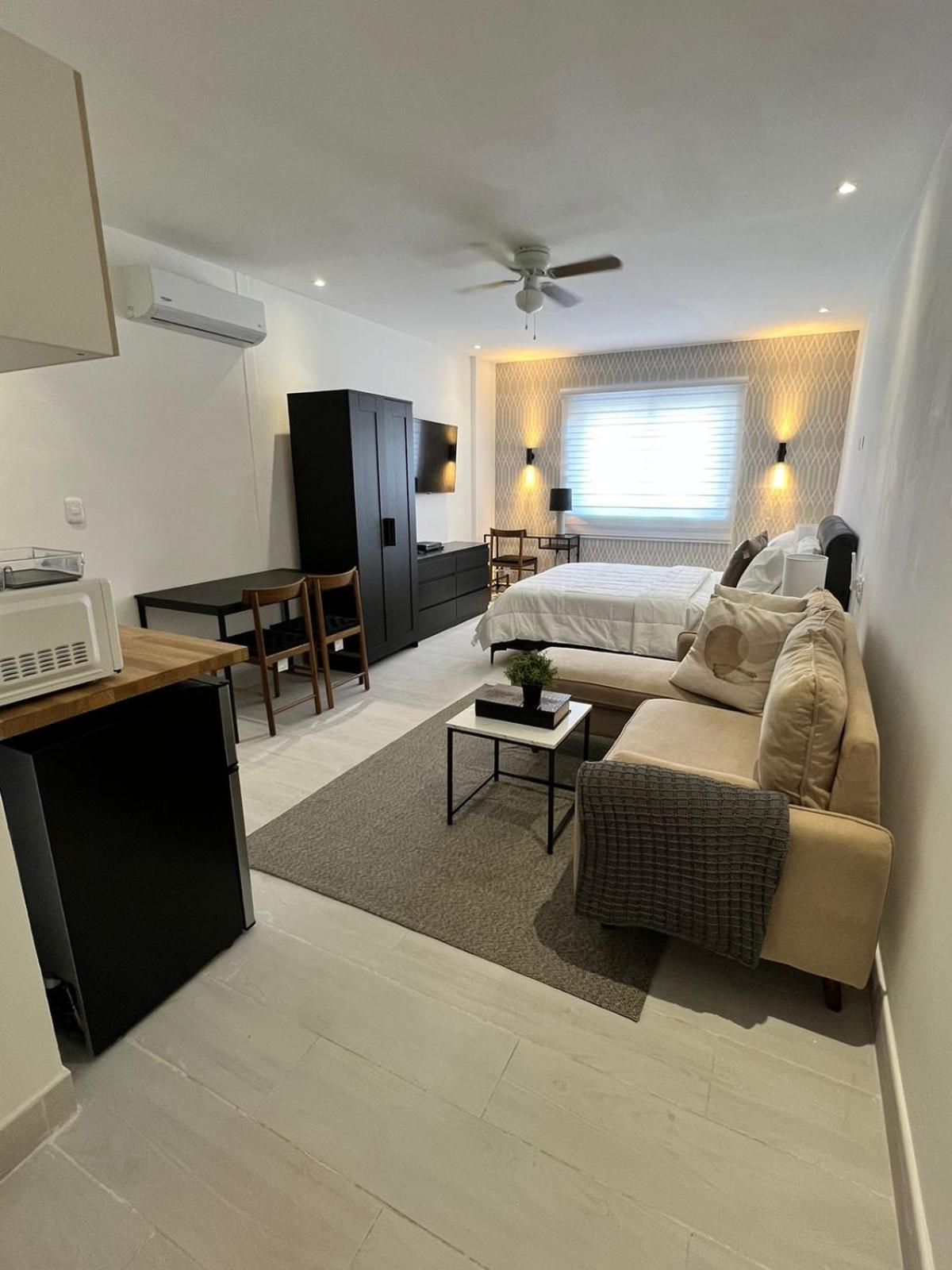 Suites By SalcedO