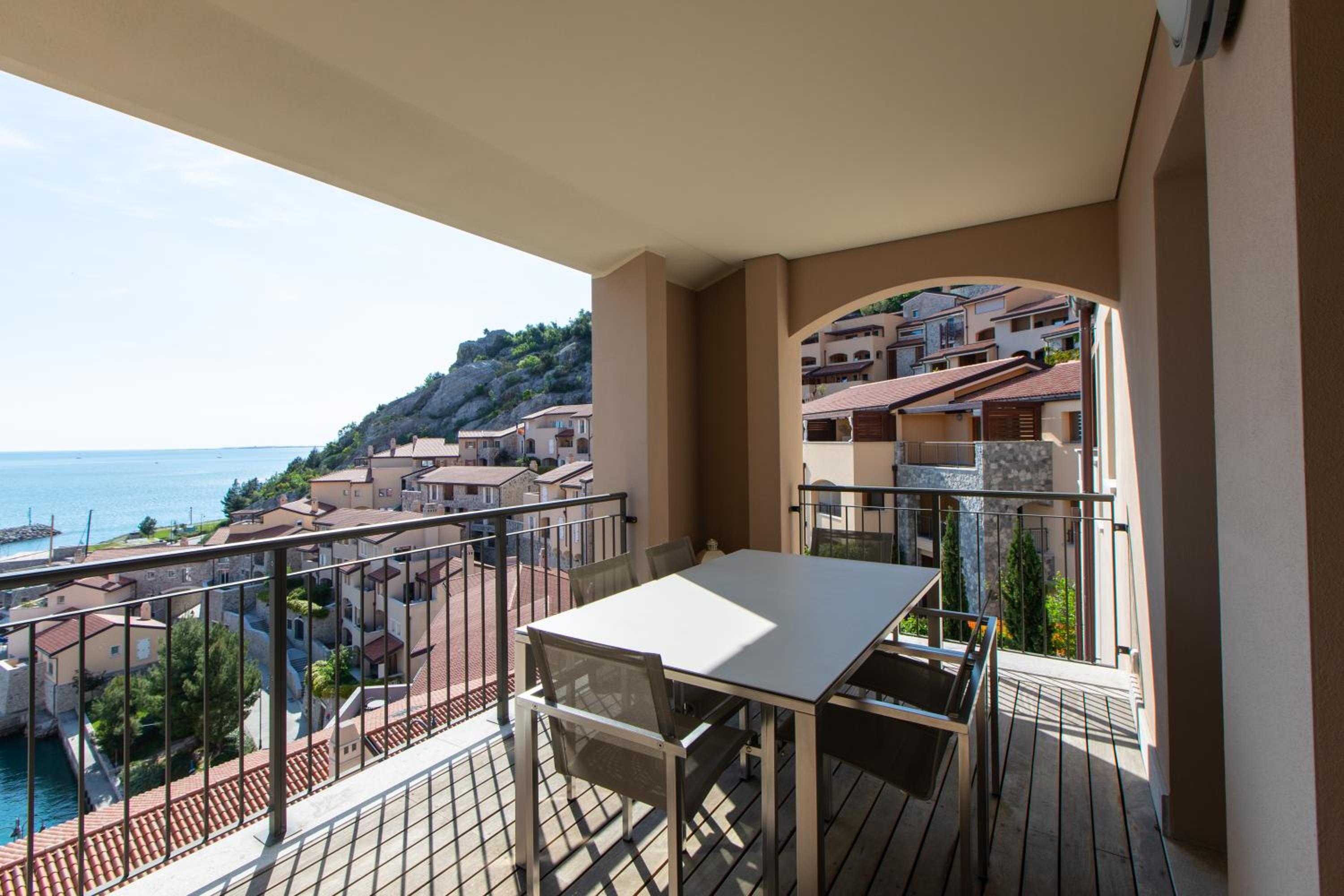 Portopiccolo Avolare Apartments in panoramic terrasses photo 3