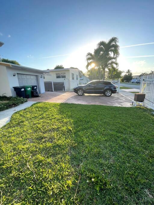 Modern Miami Oversized 3 Bedroom in Central Location