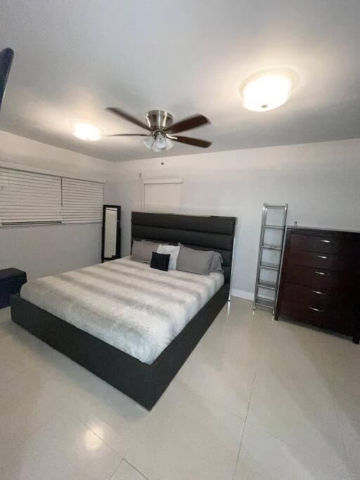 Modern Miami Oversized 3 Bedroom in Central Location