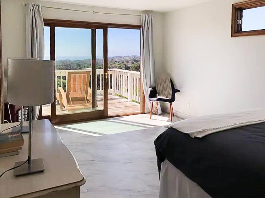 30 PCT OFF!! Limited Time! Malibu Ocean View Villa with Hot Tub, Mins to Beach  Hiking Trails, Coastal Lifestyle - Property Image 3