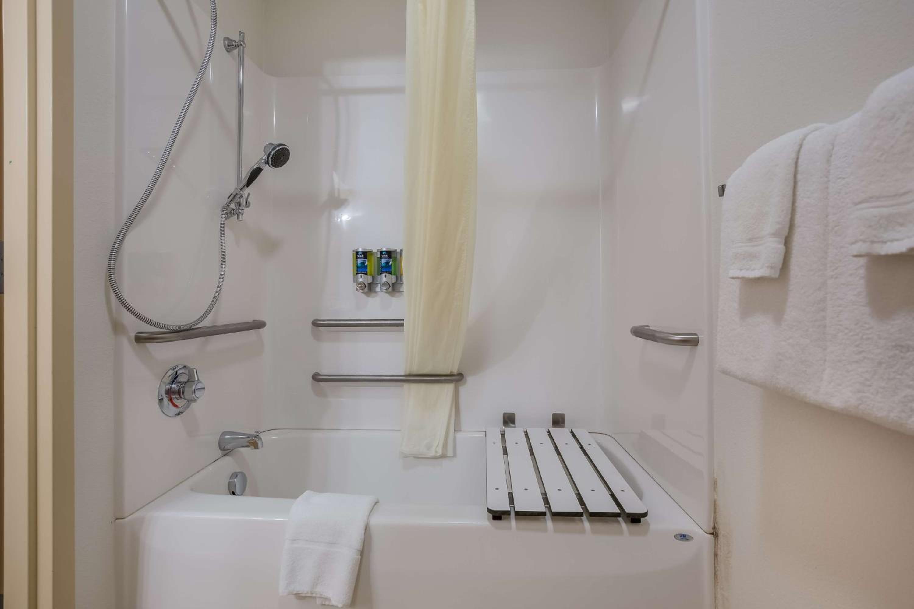 SureStay Hotel by Best Western Whittington Rend Lake - Property Image 23
