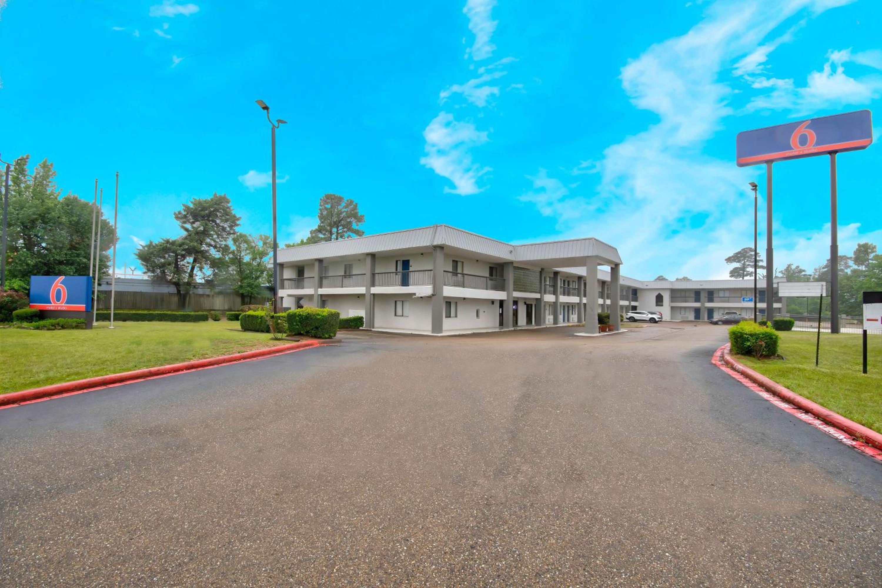 Motel 6 Texarkana, TX view 4