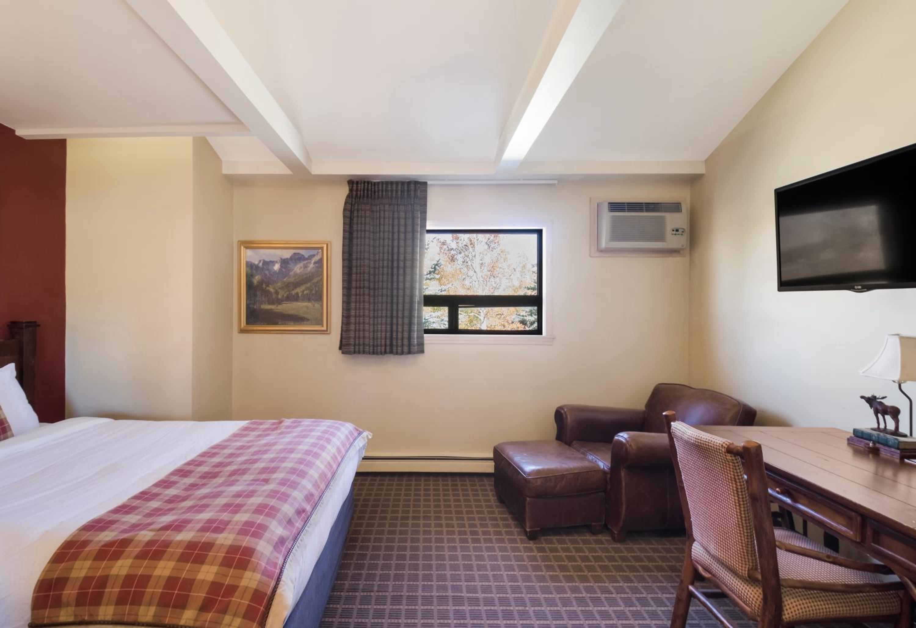 Gunnison Vacations - The Inn at Tomichi Village - Property Image 34